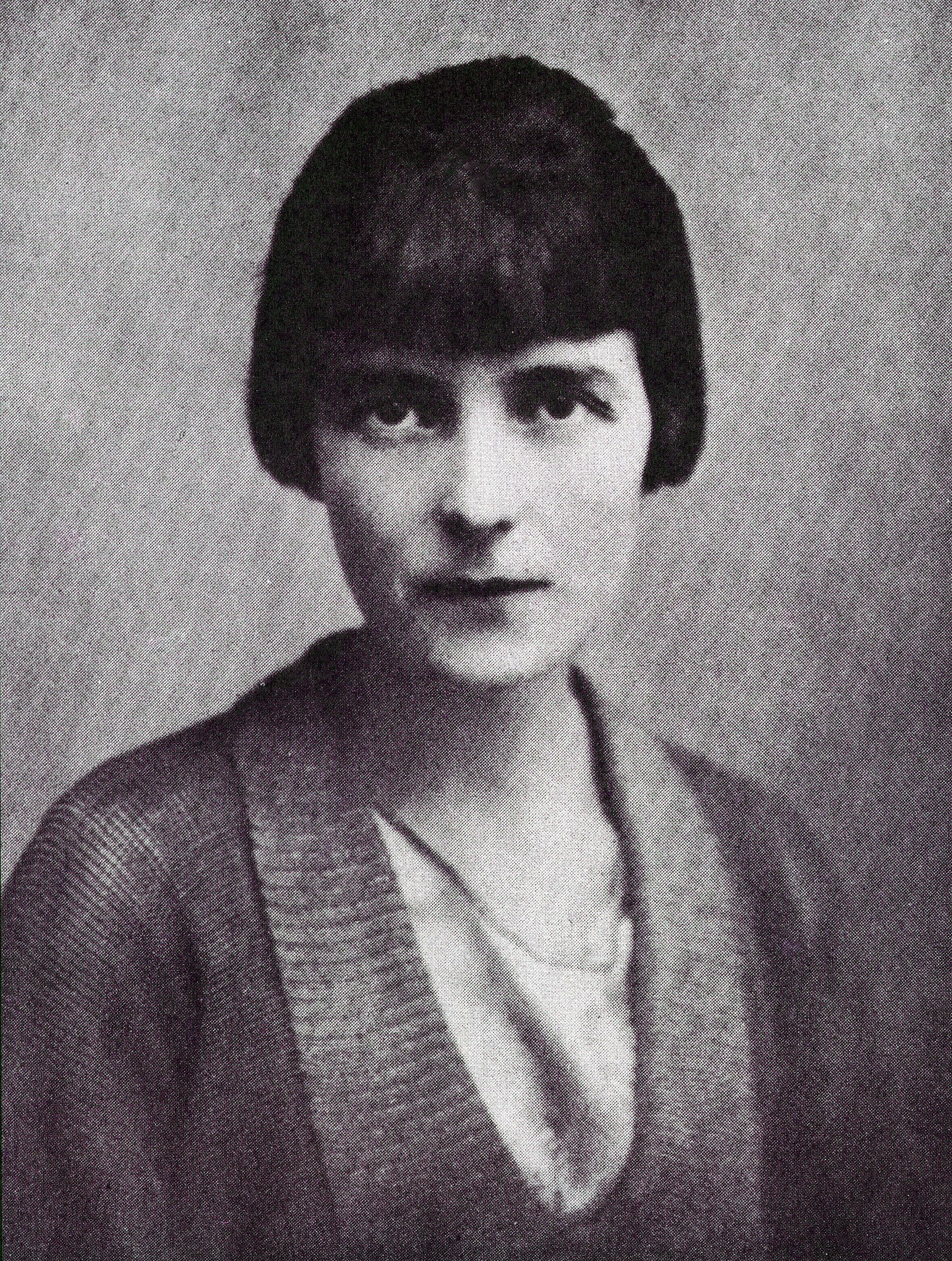 The author Katherine Mansfield, author of the Doll's House for the podcast reading and listening lesson guide